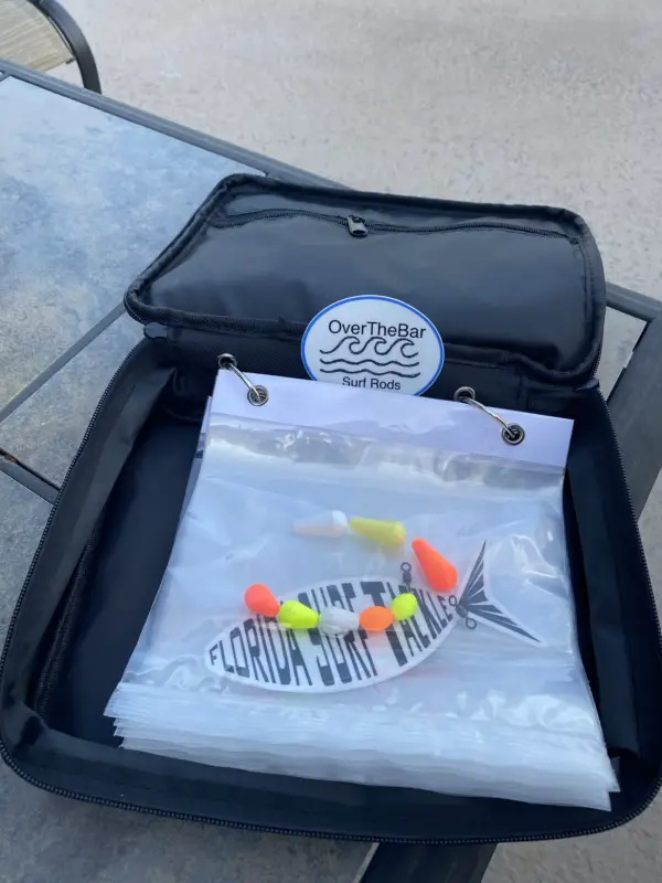 Surf fishing rig rig bag inside